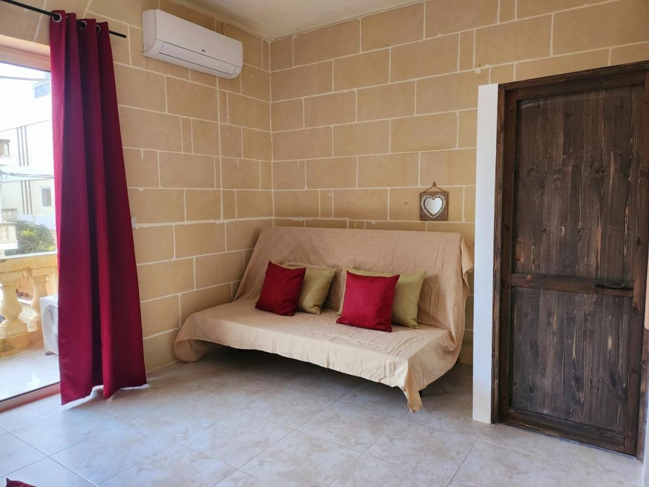Palm Court Apartment Ксленди Экстерьер фото